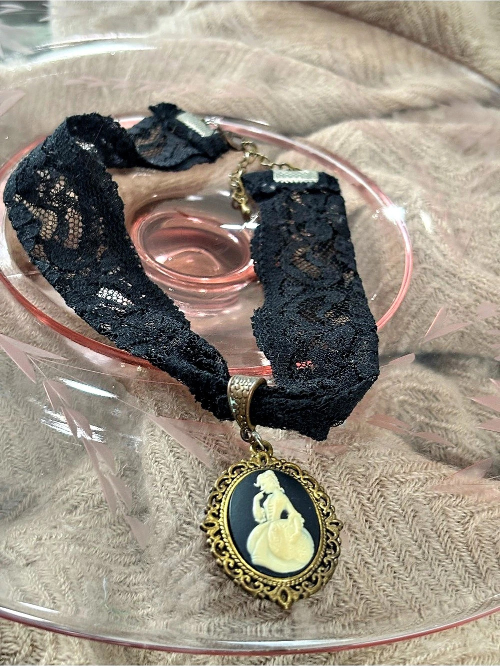 Black & Gold Lace Cameo Pendant Necklace